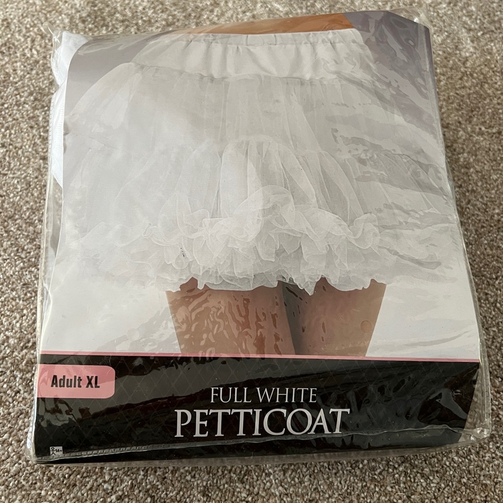 White petticoat skirt for under Halloween Custome size XL